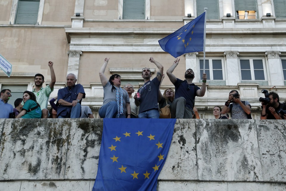Pro-euro demonstration in Athens  / Συγκέντρωση υπέρ της παραμονής της Ελλάδας στο ευρώ και στην Ευρωπαϊκή Ενωση