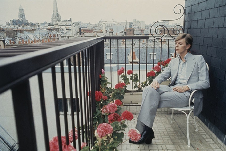 David-Bowie-in-Paris-1977-009