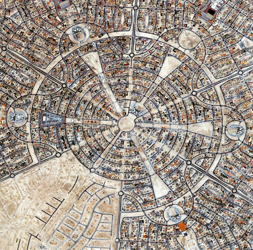satellite-aerial-photography-daily-overview-benjamin-grant-62-5816f73cb1c60__880