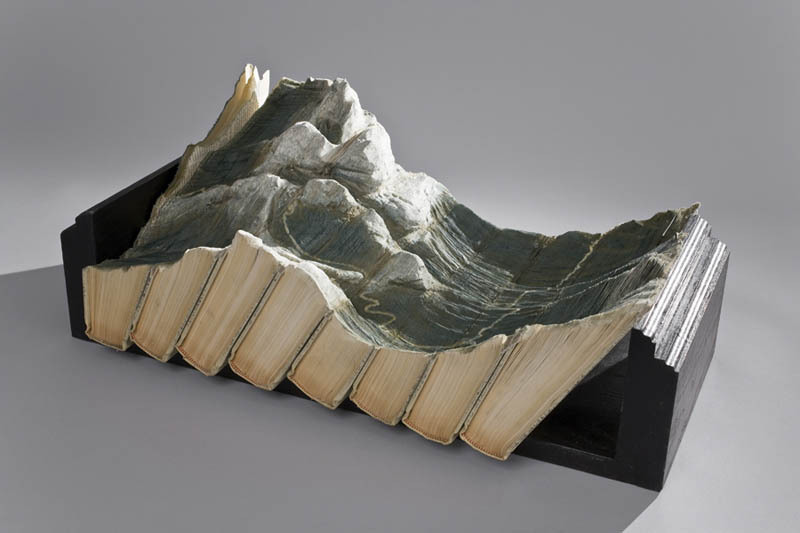 landscapes-carved-into-books-guy-laramee-5