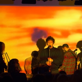 Ένα live των Crystal Stilts στις Βρυξέλλες και το ακυρωθέν σύμφωνο συμβίωσης