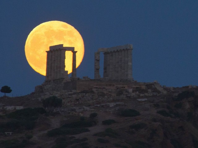 Ολοκληρώθηκαν τα γυρίσματα της σειράς «Μικρή Τυμπανίστρια» στο Σούνιο