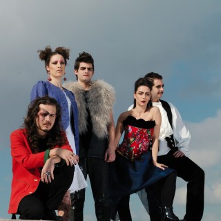 Μια παράσταση για τις στιγμές της ευτυχίας