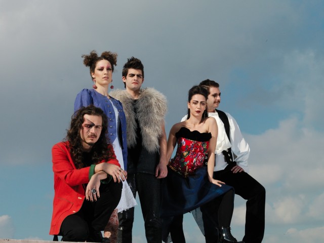 Μια παράσταση για τις στιγμές της ευτυχίας