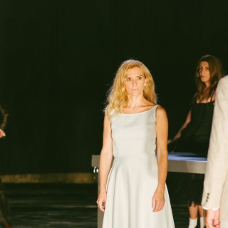 Φωτορομάντζο: Το ατλαζένιο γοβάκι (Le soulier de satin)