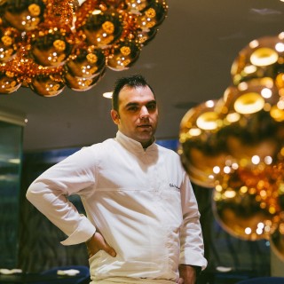 Νίκος Καραθάνος