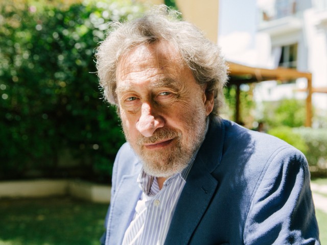 Howard Jacobson: «Όταν βλέπω το ανθρώπινο κοπάδι σοκάρομαι, ντρέπομαι και τρομοκρατούμαι»