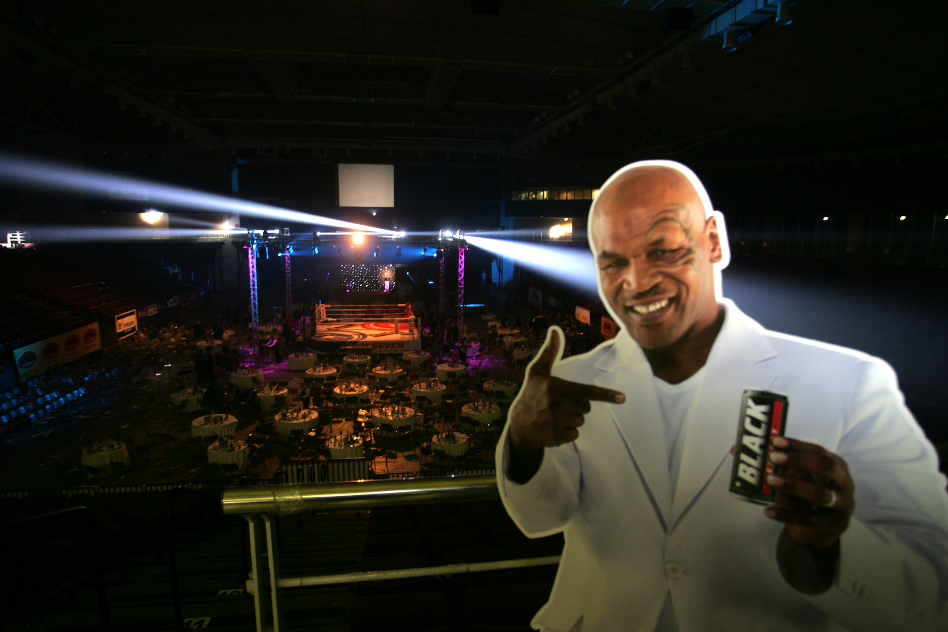 kickboxing; Muai Thai; boxing; πυγμαχία; γροθιές; μάχη; battle; the battle VIII; θέαμα; Fight Show; πυγμάχος; παιχνίδι; game; αθλητές; athletes; punches; ring; ρίνγκ; MMA; αγώνας; fight