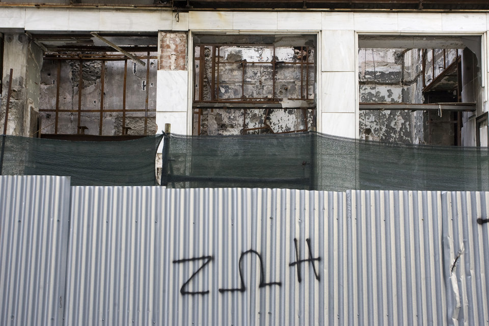 08_11IJ7Q7921_140120.