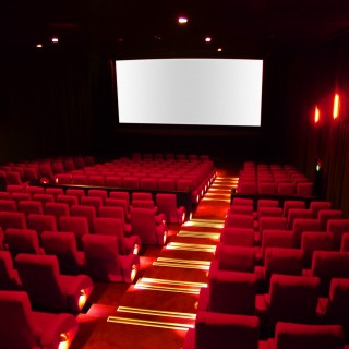 Ενοικίαση κινηματογράφου: κάνοντας το home cinema ξεπερασμέμο