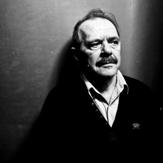 Ο Γιώργος Αρμένης δεν ανταλλάσσει κινητά με τους μαθητές του