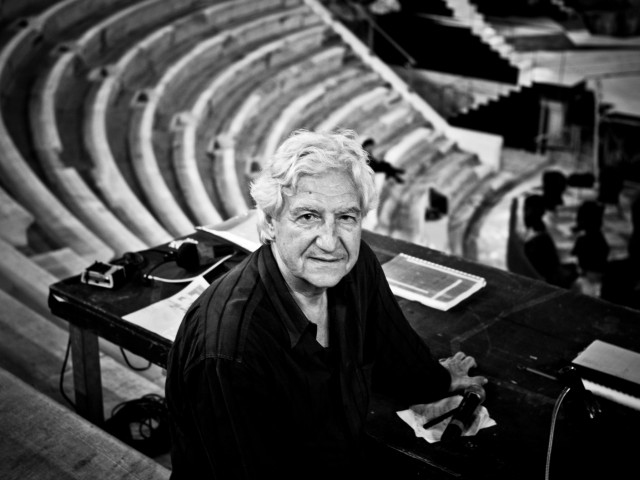 Ο Γιάννης Κόκκος επιμένει πως είναι αδύνατο να αποσυνδέσεις το χάος από την ελπίδα