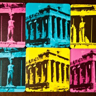 Στην Ηδίστη λένε όχι στα σουβενίρ, λένε ναι στα αναμνηστικά