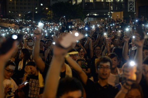 Τελεσίγραφο των διαδηλωτών στο Χονγκ Κονγκ προς τον κυβερνήτη