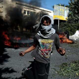 Διαμαρτυρίες για την κατεδάφιση καταυλισμού Ρομά