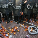 Ένταση και επεισόδια με τους αγρότες σε διάφορα σημεία της Αθήνας