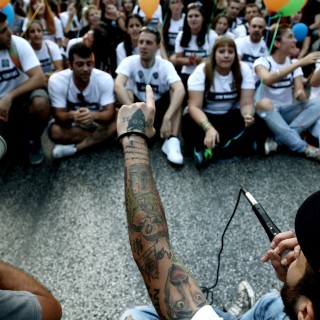 Popaganda Τώρα: «Είμαστε από τις 22.00 χθες το βράδυ στη ΓΑΔΑ με χειροπέδες»