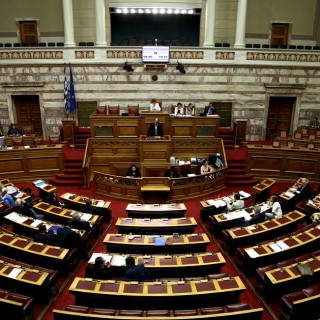 Πώς βλέπετε την κίνηση της κυβέρνησης για ψήφο εμπιστοσύνης;