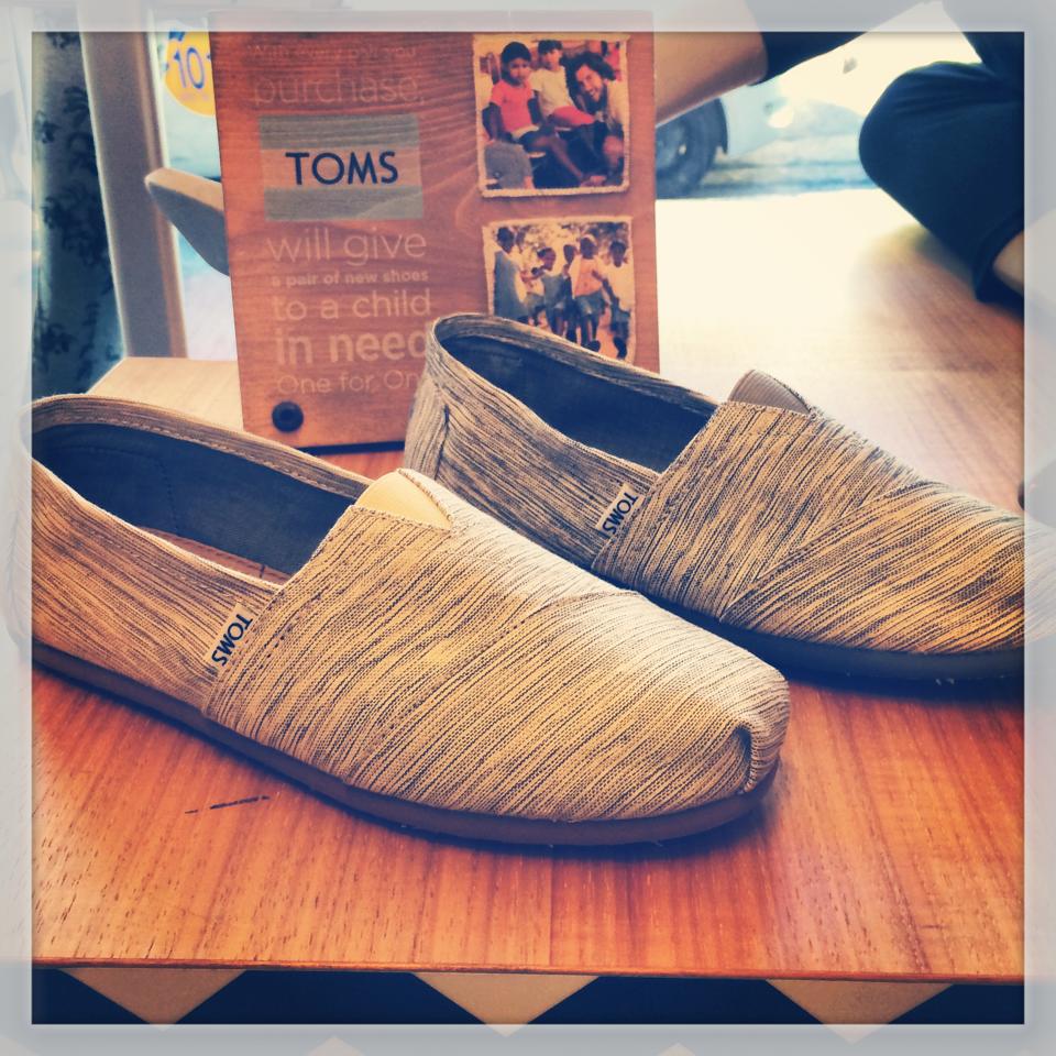 1920466_536851719766685_444272204_n