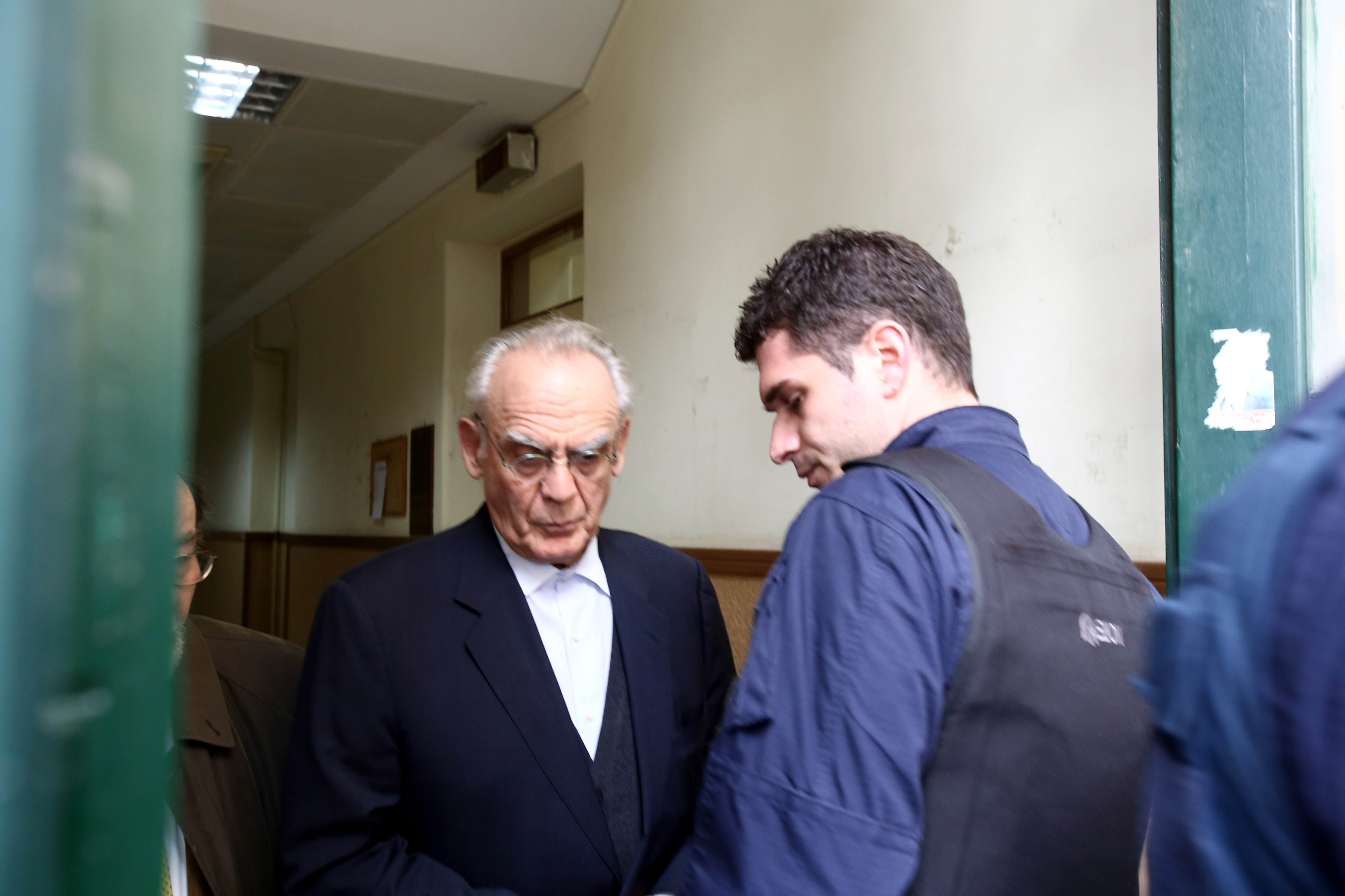 Ομόφωνα ένοχος ο Ά. Τσοχατζόπουλος και οι συγκατηγορούμενοί του για τις «χρυσές μίζες» από την προμήθεια των υποβρυχίων και των TOR-M1