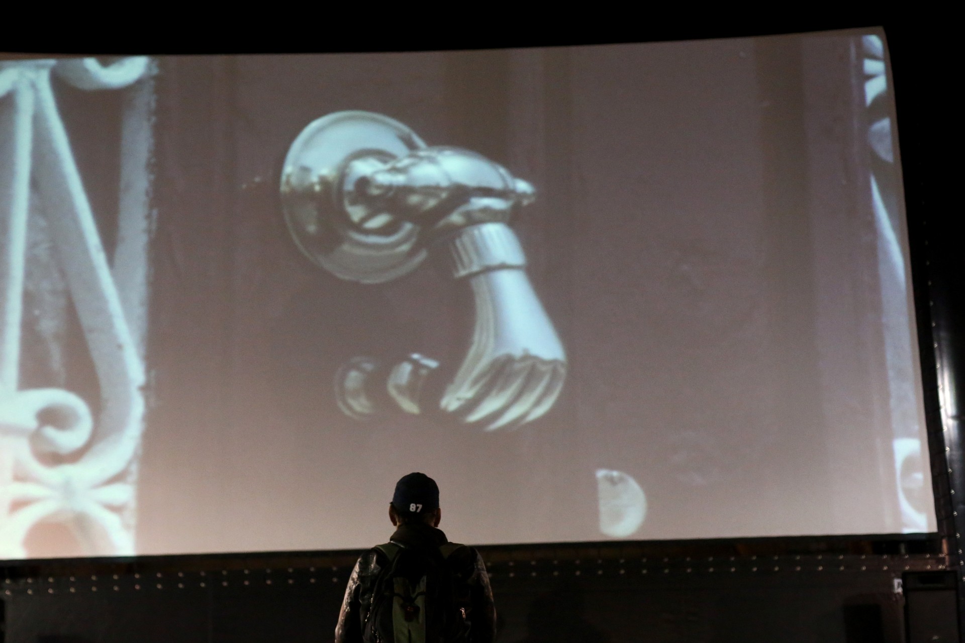 Event, commemorate,director,Theo Angelopoulos, documentary ,"Athens, Return to the Acropolis' ,Syntagma square, ÅêäÞëùóç,öüñï ôéìÞò,óêçíïèÝôçò Èüäùñïò Áããåëüðïõëïò, íôïêéìáíôÝñ ,ÁèÞíá, ÅðéóôñïöÞ óôçí Áêñüðïëç ,ðëáôåßá ÓõíôÜãìáôïò