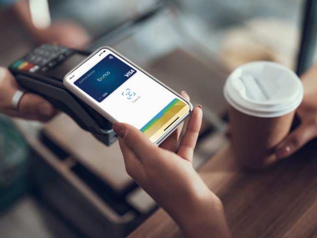 Τώρα οι κάρτες Alpha Bank στο Αpple Ρay