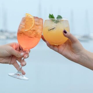 Το Schweppes δίνει χαρακτήρα στο ελληνικό καλοκαίρι!