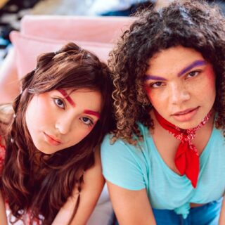 Οι νέοι δεν φοβούνται πλέον να μιλήσουν για την ψυχική τους υγεία και πολύ καλά κάνουν