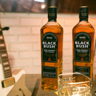 Bushmills Irish Whiskey: Το γνωρίσαμε στο #DiscoverDifferent πάρτι της Popaganda και δεν μπορούμε να το αποχωριστούμε