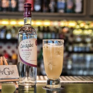 Ο Δημήτρης Κιάκος μας εξηγεί τη σχέση του με το «The Local Spirit Project»