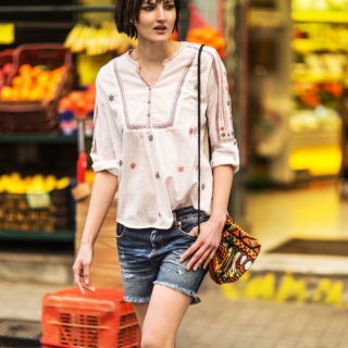 Να πως θα κάνετε πιο πολύχρωμη την καθημερινότητά σας με τα νέα Staff Jeans