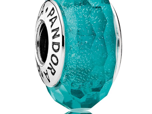 Η μαγεία του καλοκαιριού αποτυπώνεται  στη νέα συλλογή PANDORA!