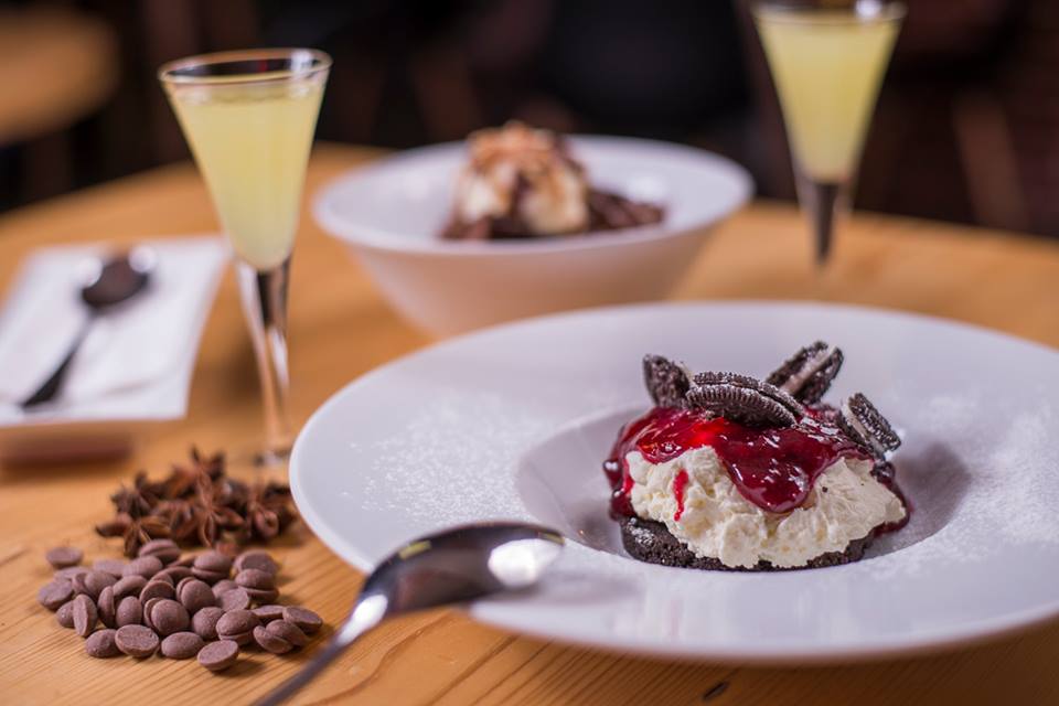 17619353_10154633359099541_1075648741_n