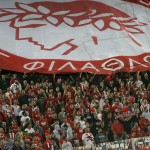 Φόρος τιμής το βράδυ του Σαββάτου για τα θύματα της θύρας 7