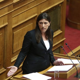 Το ΠΑΣΟΚ κατηγορεί την Κωνσταντοπούλου για αντικοινοβουλευτική συμπεριφορά