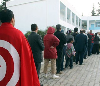 Οι υπέρμαχοι του κοσμικού κράτους προηγούνται στην Τυνησία