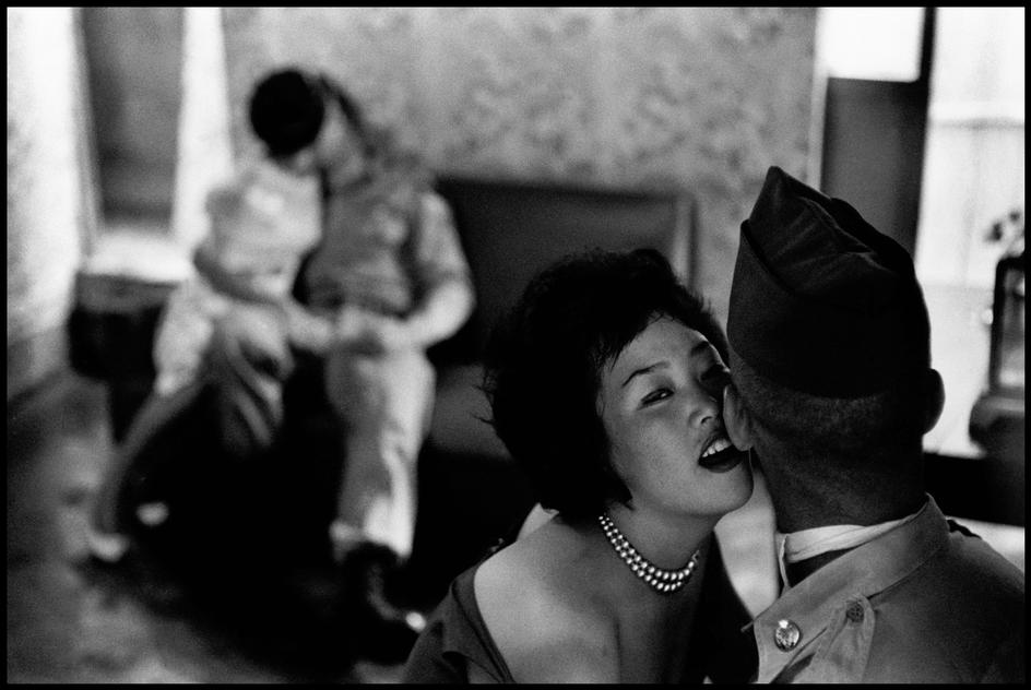 Women entertaining GIs @ Tae Song Dong, South Korea (1961)