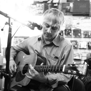 Lee Ranaldo: «Αν υπήρχαν ακόμα οι Sonic Youth, μάλλον δεν θα είχαν βγει ποτέ οι προσωπικοί μου δίσκοι»