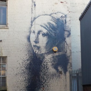 Ο Banksy ζωγραφίζει Βερμέερ