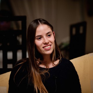 «Ιωάννα, γιατί είπες ότι έχουμε χούντα; Έχεις ζήσει τέτοια για να ξέρεις πώς είναι;»