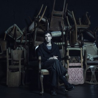 «Εσύ δεν παίρνεις έναν φίλο σου τηλέφωνο να πάτε για καφέ; Έτσι κι εγω πηγαίνω εκκλησία, ανάβω κεράκι και τα λέμε με τον Θεό»