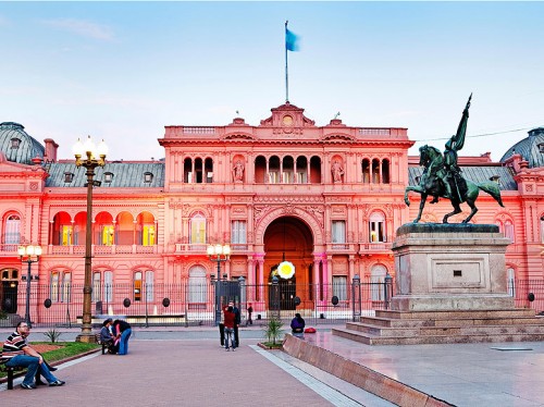 Μπουένος Άιρες: Όπερα στο μετρό, τις φαβέλες και τα ψυχιατρικά νοσοκομεία