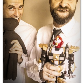 Το FRIENDS MANIFEST στο Θέατρο Άβατον