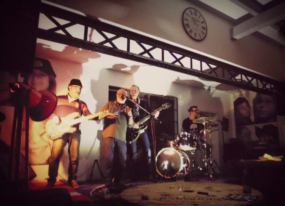 Jamming Patrick's place (Σουρεαλ)