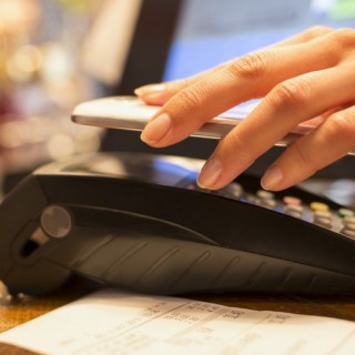 Είναι έτοιμα τα κινητά να γίνουν πορτοφόλια;