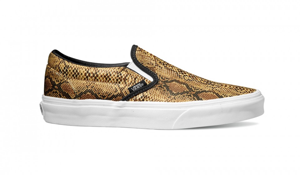 UCL_Classic Slip-On_(Leather-Snake) gold_VN-0XG8ENN