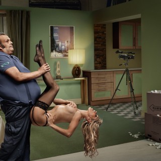 Με τι χαίρεται ο κόσμος (στις τσόντες), πατέρα;