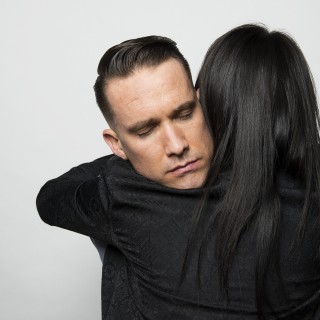 Θα περάσουμε όμορφα την Κυριακή. Έρχονται οι Xiu Xiu.