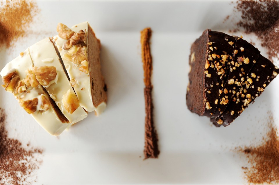 Και η μάχη κέικ κανέλας- κέικ σοκολάτας δεν είναι σε καμία περίπτωση άνιση.