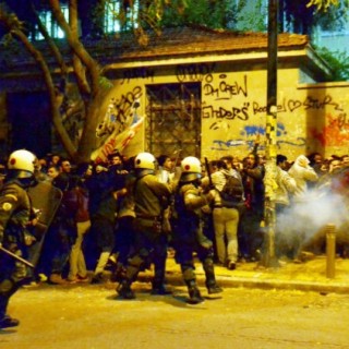 Η βίαιη επίθεση των ΜΑΤ κατά των φοιτητών